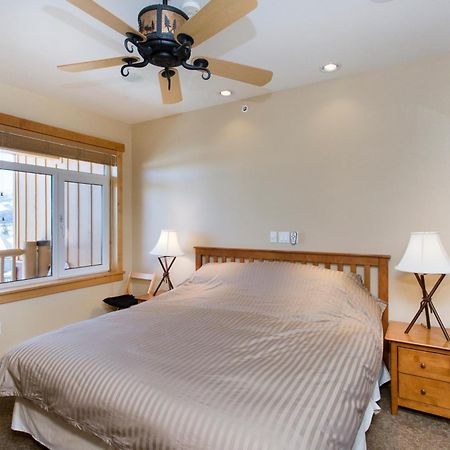Sunstone Lodge By 101 Great Escapes ماموث لاكيس الغرفة الصورة